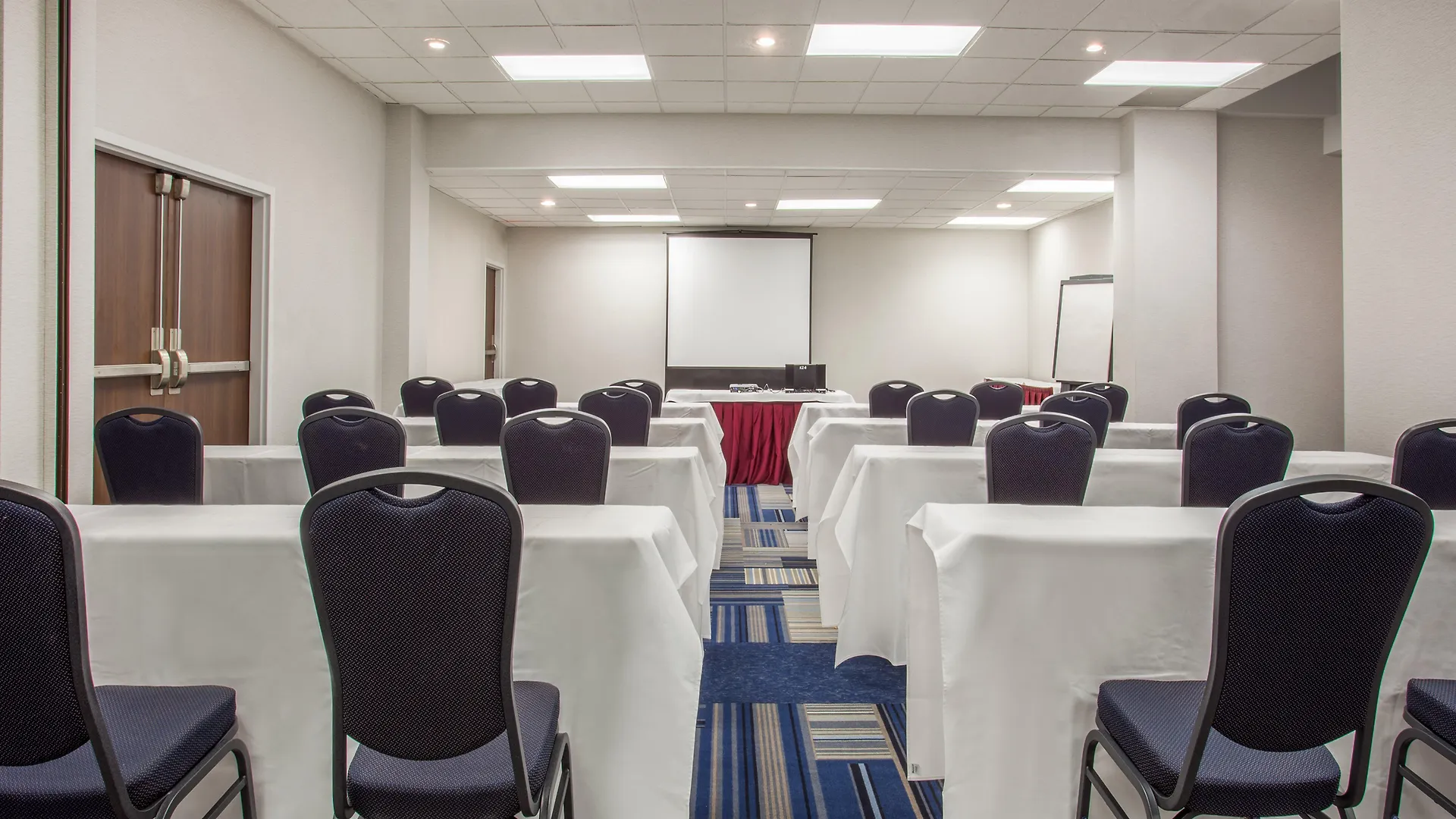 Holiday Inn Ottawa East By Ihg Hotel