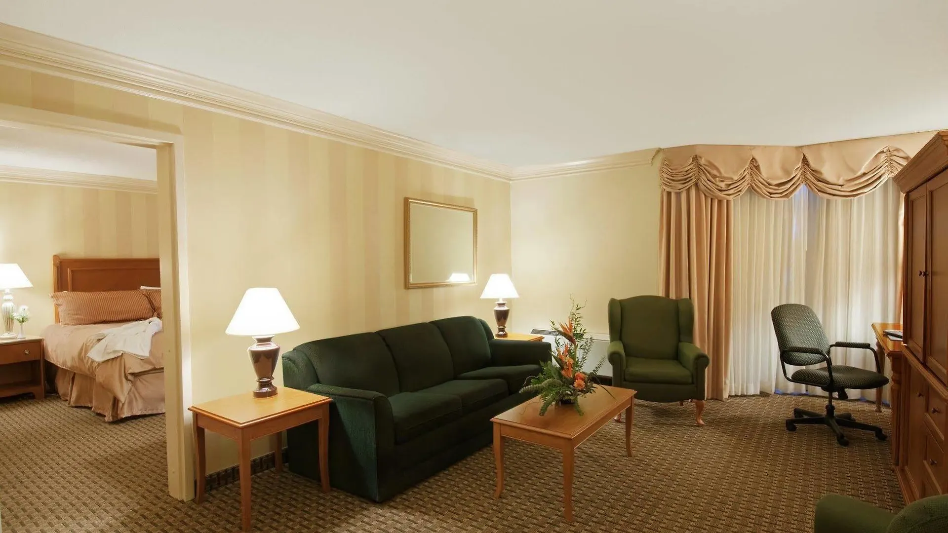 Holiday Inn Ottawa East By Ihg 4*,  Kanada