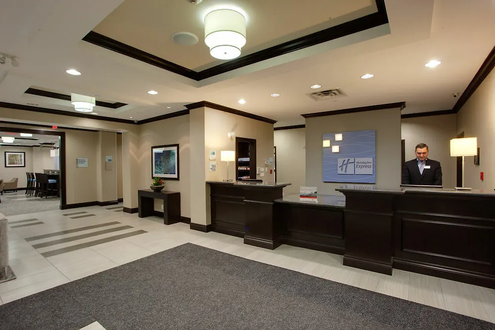 Holiday Inn Ottawa East By Ihg 4*,  Canada